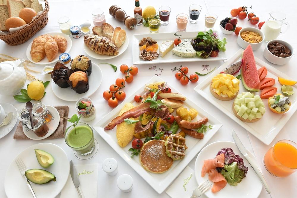 Dusit Suites Hotel Ratchadamri, Banguecoque Exterior foto Turkish breakfast
