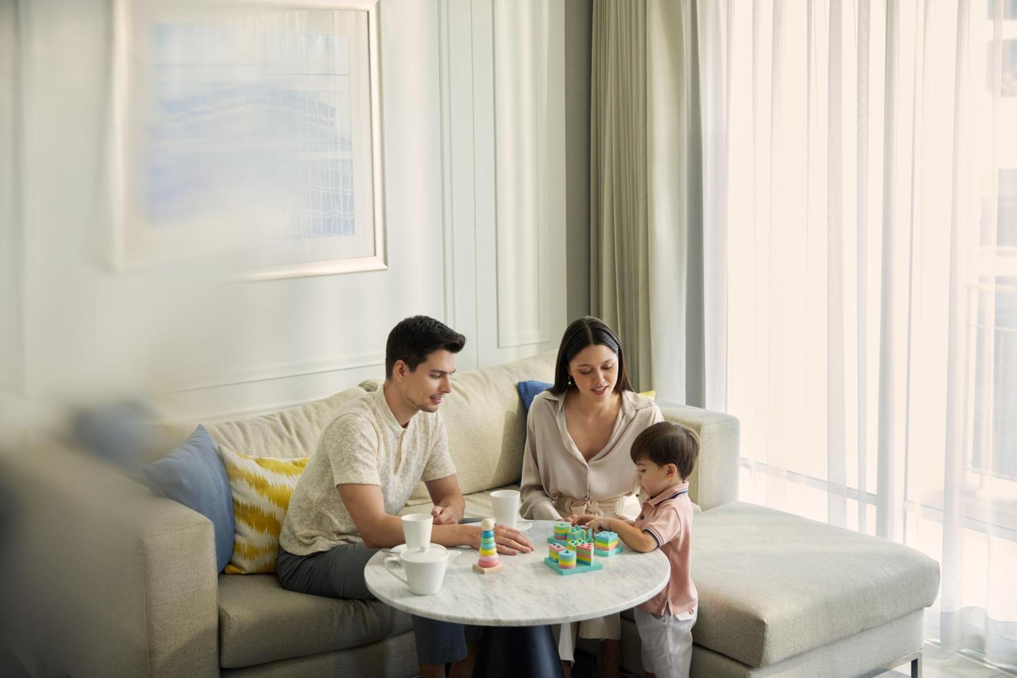 Dusit Suites Hotel Ratchadamri, Banguecoque Exterior foto Family at home