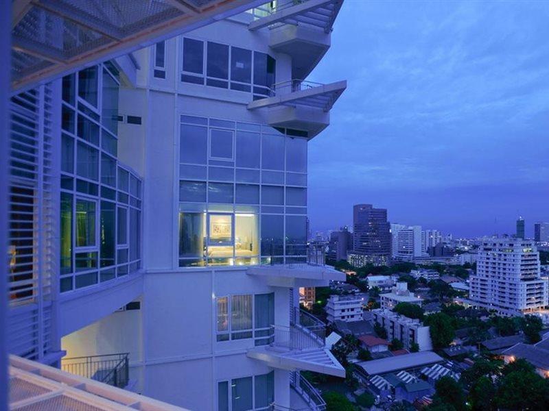 Dusit Suites Hotel Ratchadamri, Banguecoque Exterior foto The 101 condominium